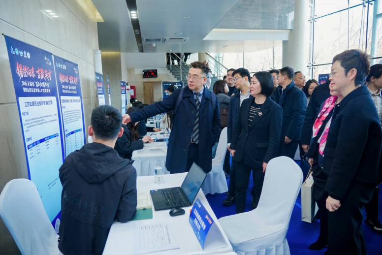 1774875035289090520.gif image.gif